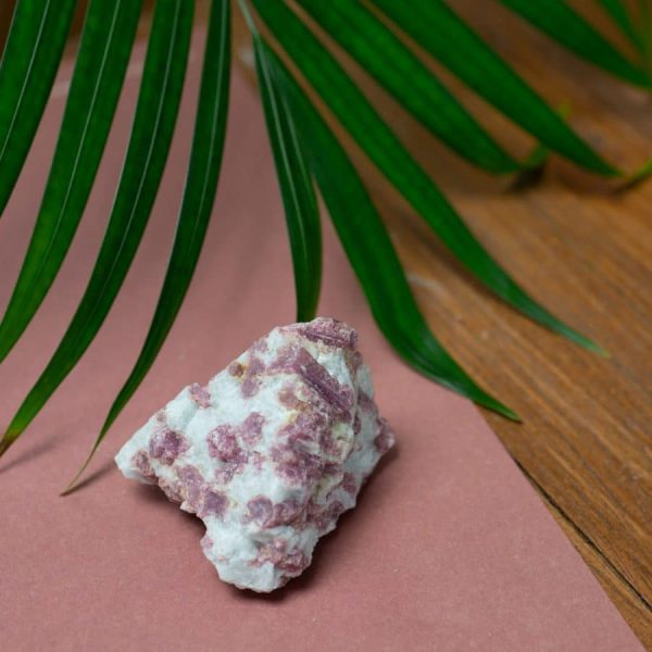 Ruwe Roze Toermalijn in Matrix Edelsteen 40 - 60 mm - Afbeelding 3
