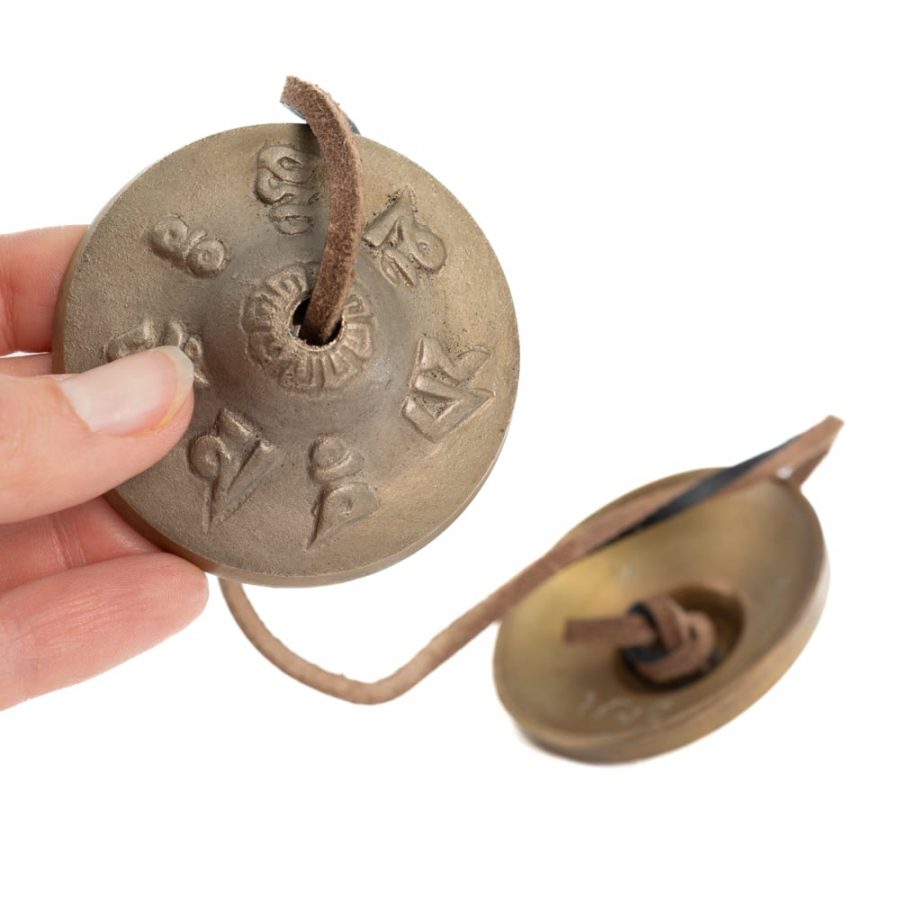 Tingsha's Om Mani Pad Me Hum (60 mm) - Afbeelding 3