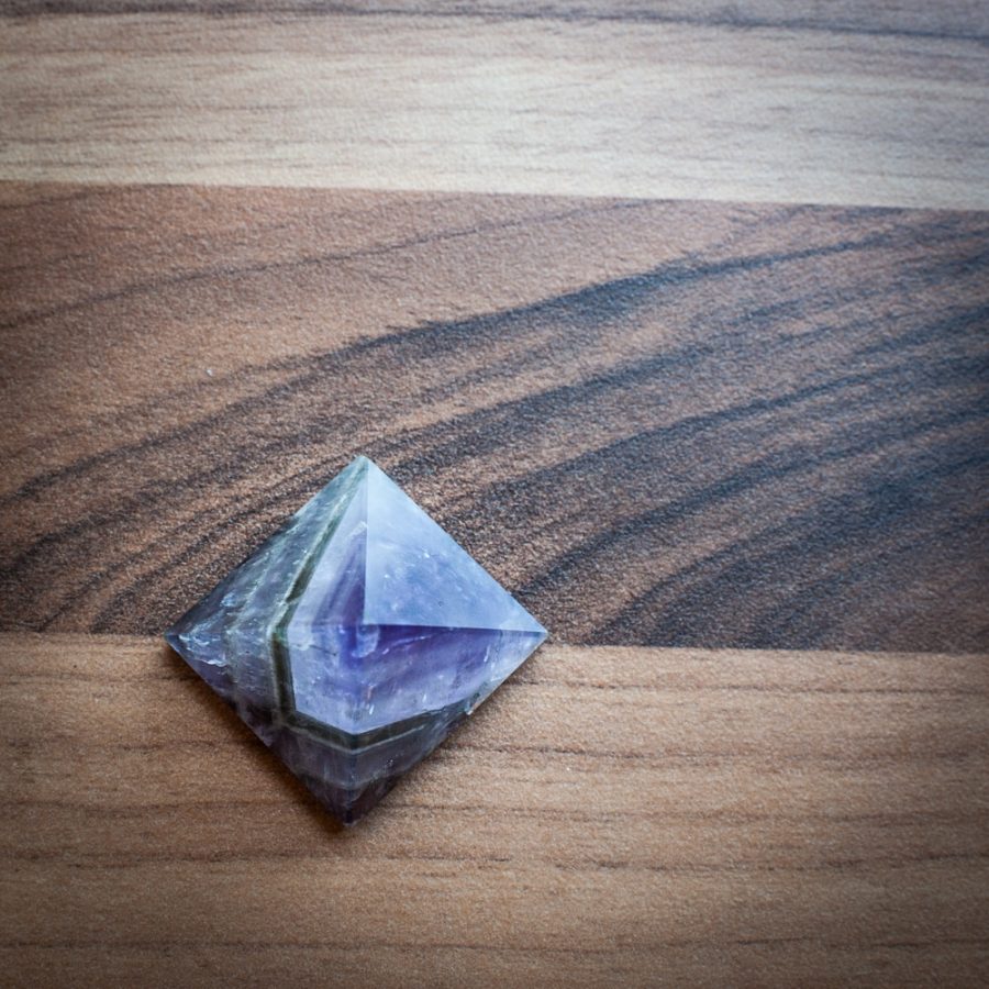 Edelsteen Piramide Amethist | 25 mm - Afbeelding 2