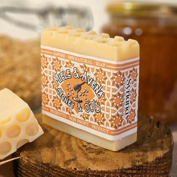 Cold|processed 100% natural soap, 100% profit donated Honey and Oat Milk