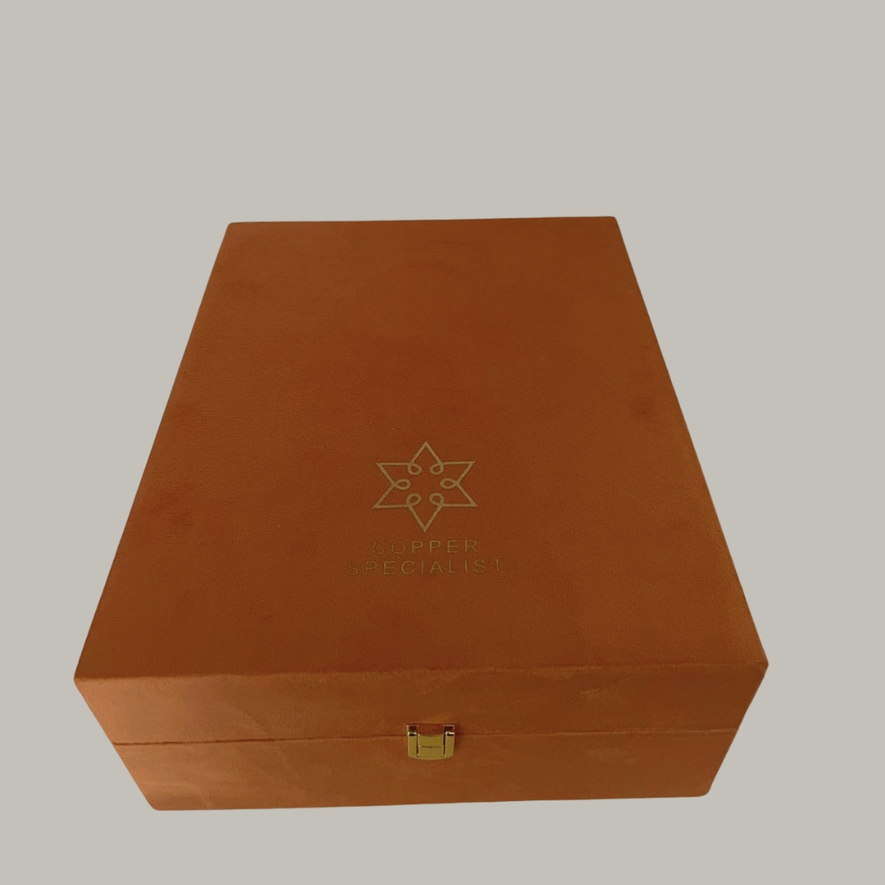 Koperen Set | Fles met 2 Bekers Bloemmotief ±750 ml - Afbeelding 5